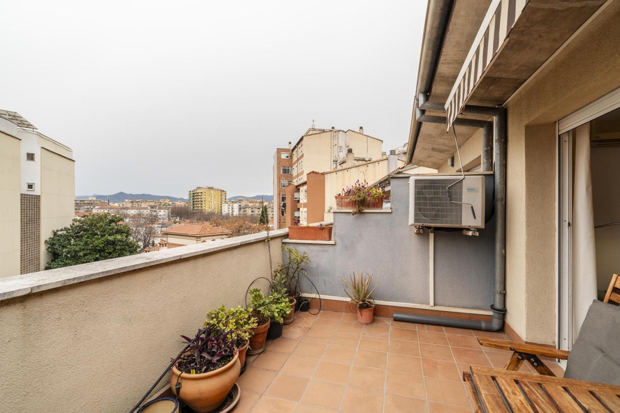 Apartamento Con Dos Grandes Terrazas En Girona Exteriör bild
